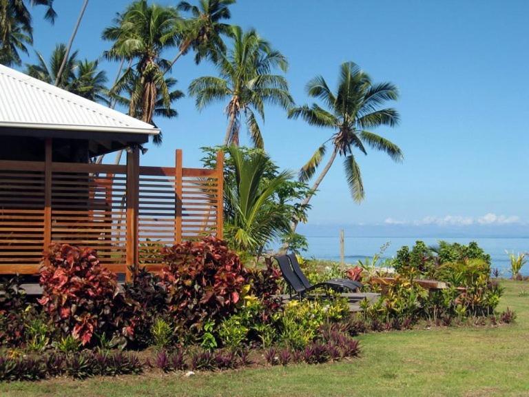 Aroha Taveuni Beachfront Bures Waiyevo Eksteriør bilde